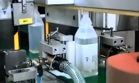 ADLP 5/3 Driezijdige etiketteermachine